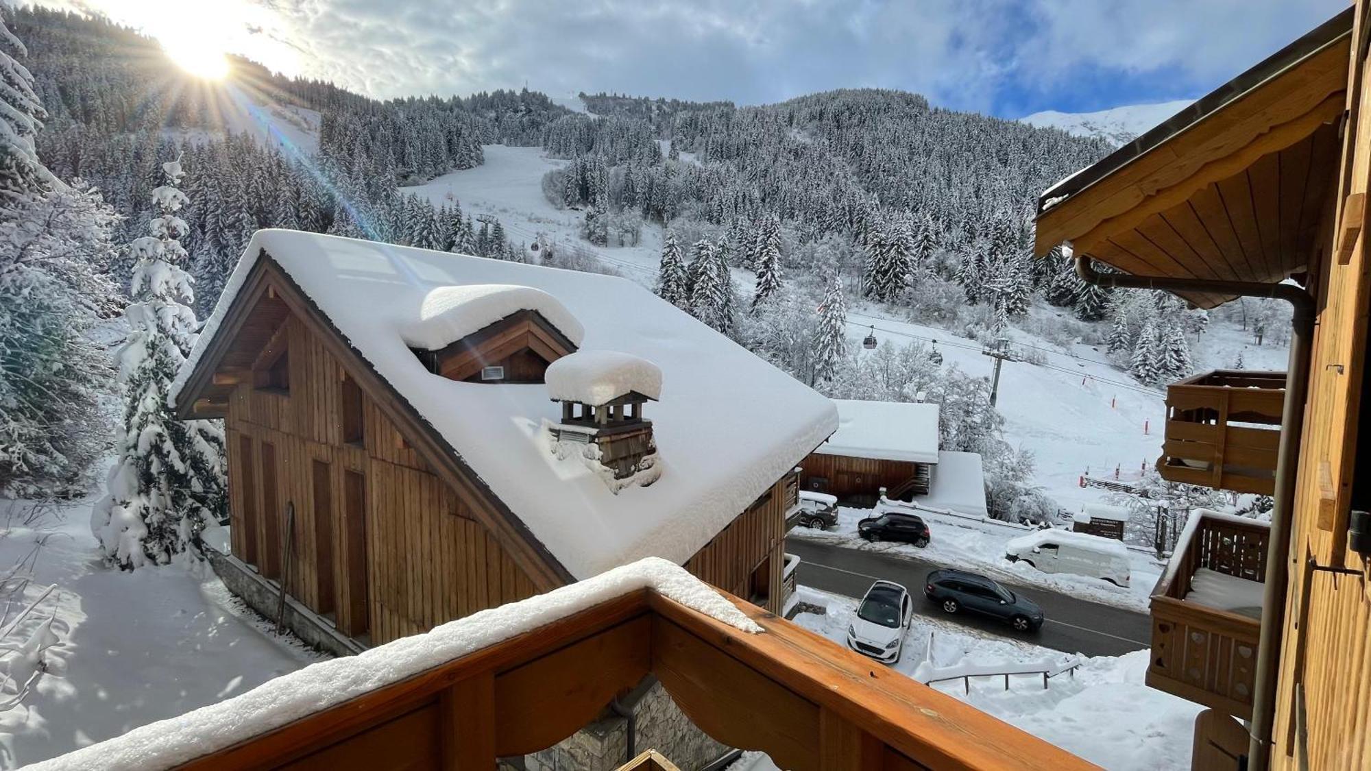 Meribel Centre La Chaudanne, Real Ski In And Out, 3 Bedrooms 2 Bathrooms Newly Renovated, Chalet L'Eperviere Bagian luar foto