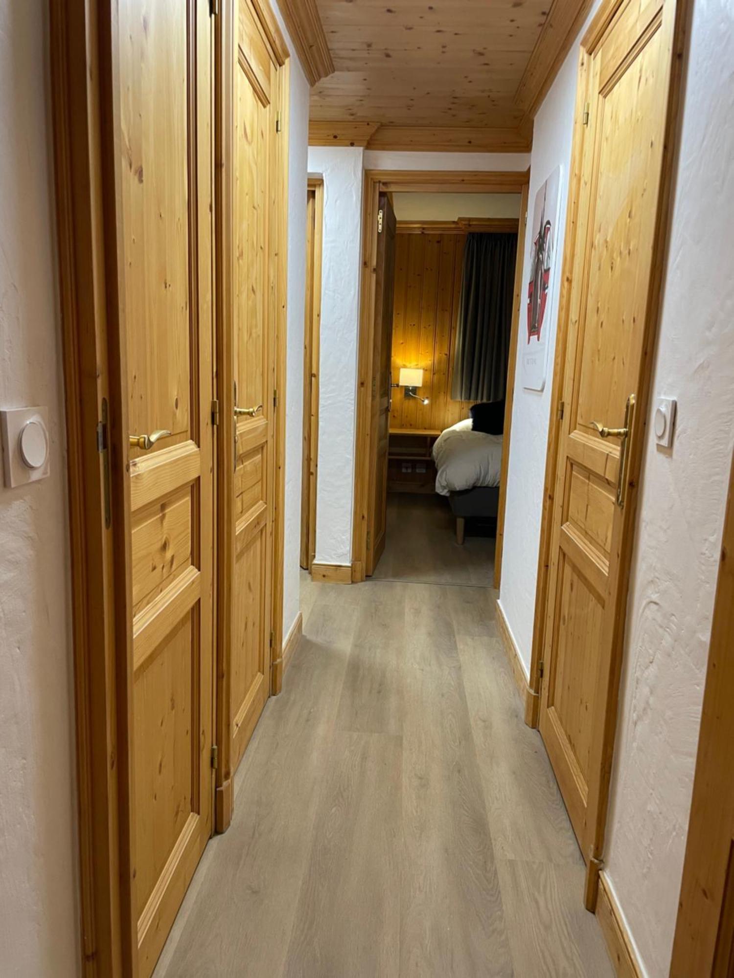 Meribel Centre La Chaudanne, Real Ski In And Out, 3 Bedrooms 2 Bathrooms Newly Renovated, Chalet L'Eperviere Bagian luar foto